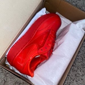 CARDI B RED REEBOK sneakers ❤️